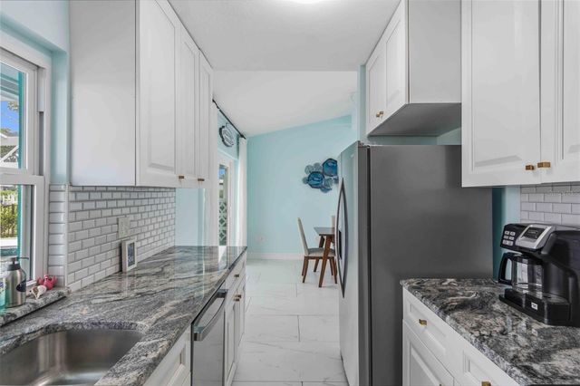 1960 W MARION AVENUE, Punta Gorda, FL 33950