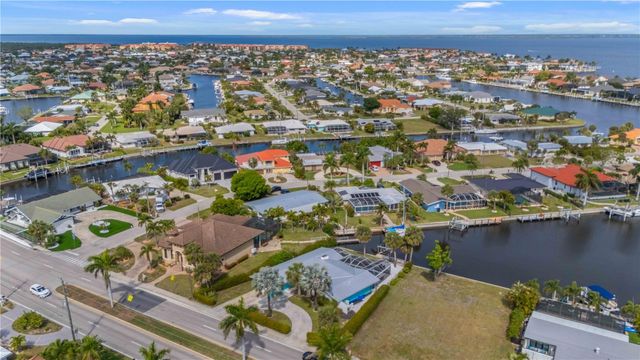 1960 W MARION AVENUE, Punta Gorda, FL 33950