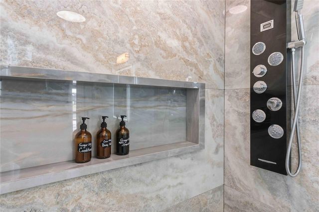 1960 W MARION AVENUE, Punta Gorda, FL 33950