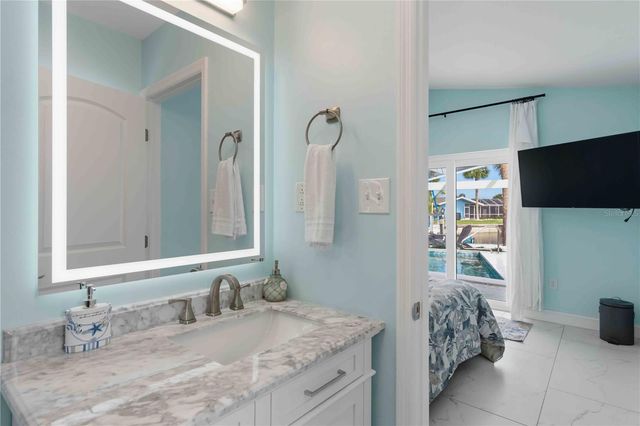 1960 W MARION AVENUE, Punta Gorda, FL 33950