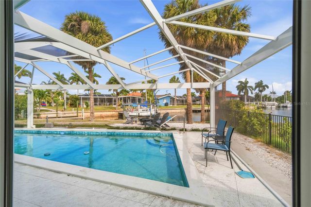 1960 W MARION AVENUE, Punta Gorda, FL 33950