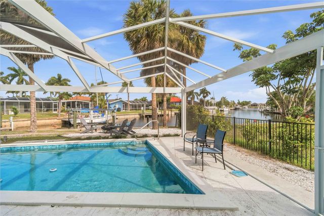 1960 W MARION AVENUE, Punta Gorda, FL 33950