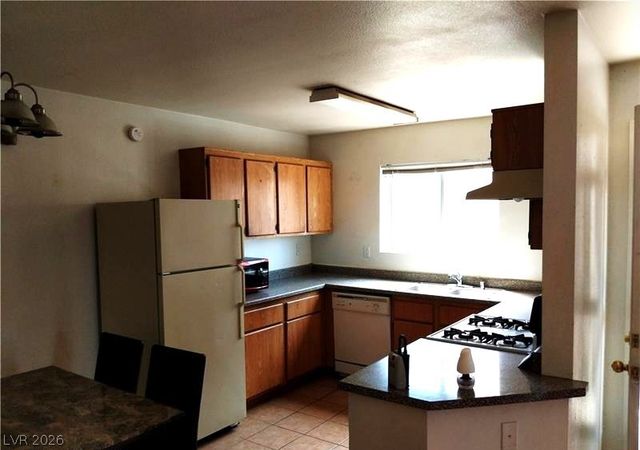 3969 Rebecca Raiter Avenue 202, Las Vegas, NV 89110