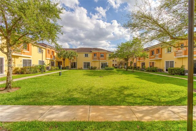 8920 SW 18th St, Miramar, FL 33025