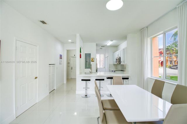 8920 SW 18th St, Miramar, FL 33025