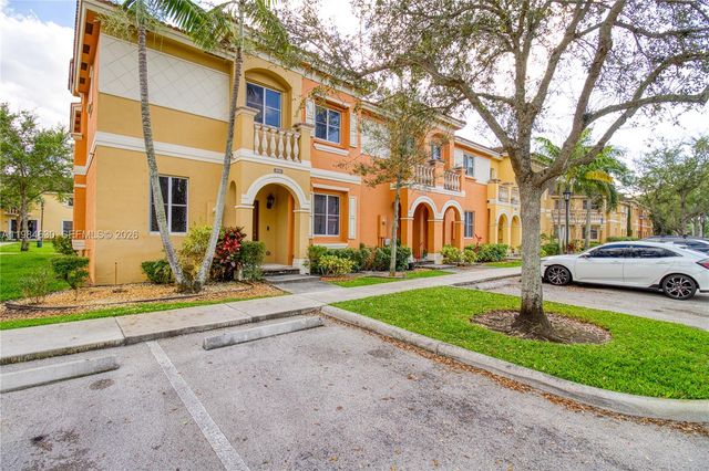 8920 SW 18th St, Miramar, FL 33025