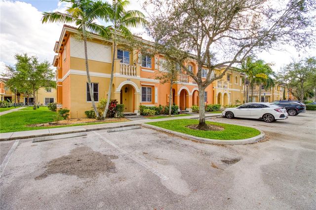 8920 SW 18th St, Miramar, FL 33025