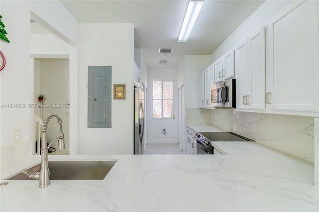 8920 SW 18th St, Miramar, FL 33025