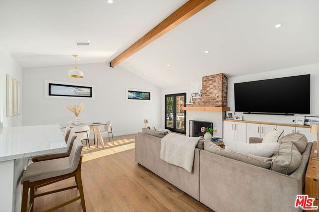 5741 Lemona Avenue, Sherman Oaks, CA 91411