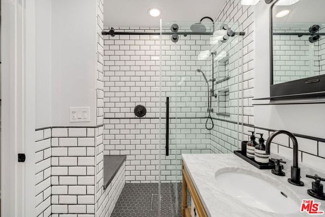 5741 Lemona Avenue, Sherman Oaks, CA 91411