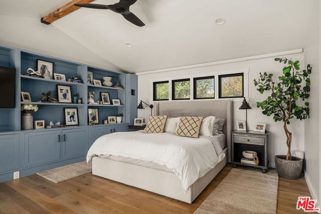 5741 Lemona Avenue, Sherman Oaks, CA 91411