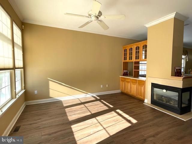 8 MANLEY RD, Pennington, NJ 08534