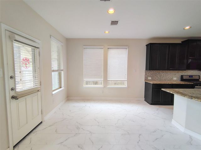 10551 Paula Bluff Lane, Cypress, TX 77433