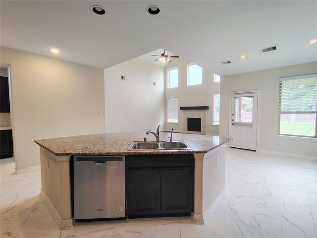 10551 Paula Bluff Lane, Cypress, TX 77433