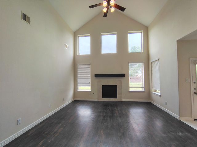 10551 Paula Bluff Lane, Cypress, TX 77433