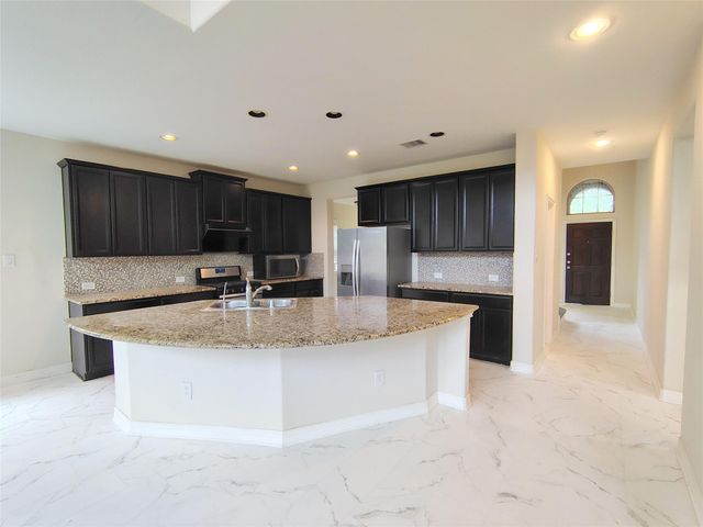 10551 Paula Bluff Lane, Cypress, TX 77433