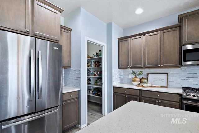 583 W Allspice St, Kuna, ID 83634