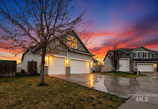 583 W Allspice St, Kuna, ID 83634