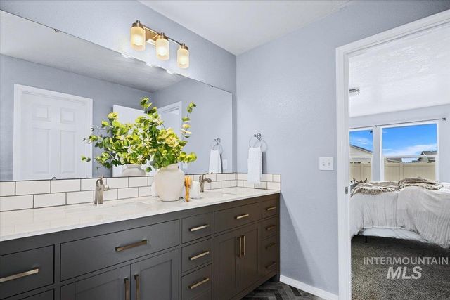 583 W Allspice St, Kuna, ID 83634