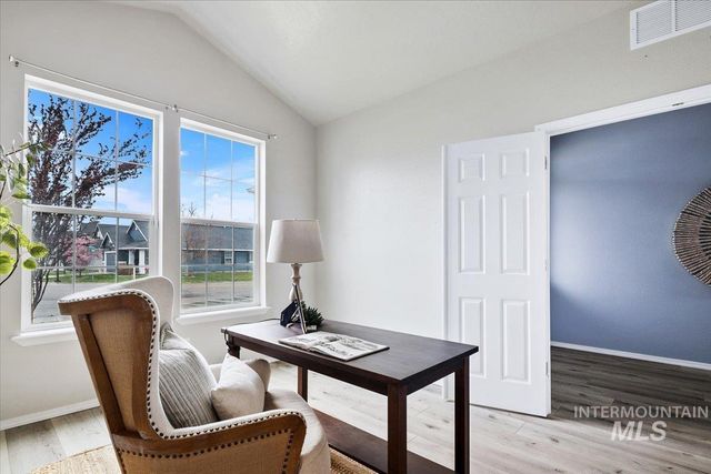 583 W Allspice St, Kuna, ID 83634