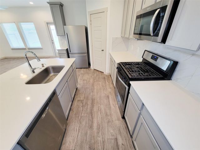 7722 Caldwell Creek Way, Rosharon, TX 77583