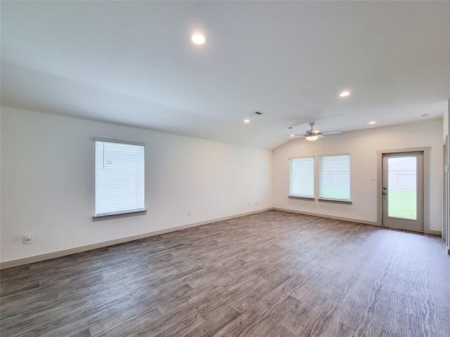 7722 Caldwell Creek Way, Rosharon, TX 77583