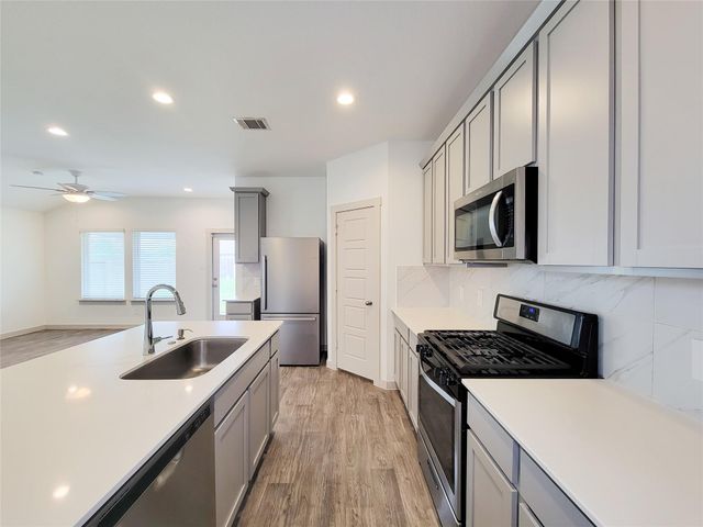 7722 Caldwell Creek Way, Rosharon, TX 77583