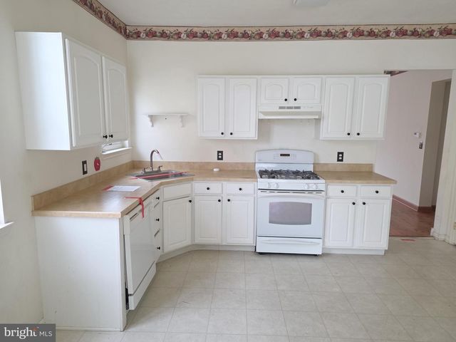 44 MAYFAIRE CIR, Westampton, NJ 08060