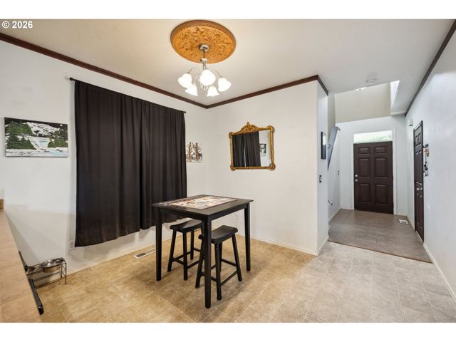 18557 Sw PING Ct, Beaverton, OR 97003