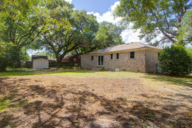 2754 Clover Street, Charleston, SC 29414