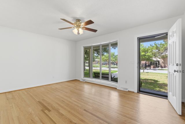2754 Clover Street, Charleston, SC 29414