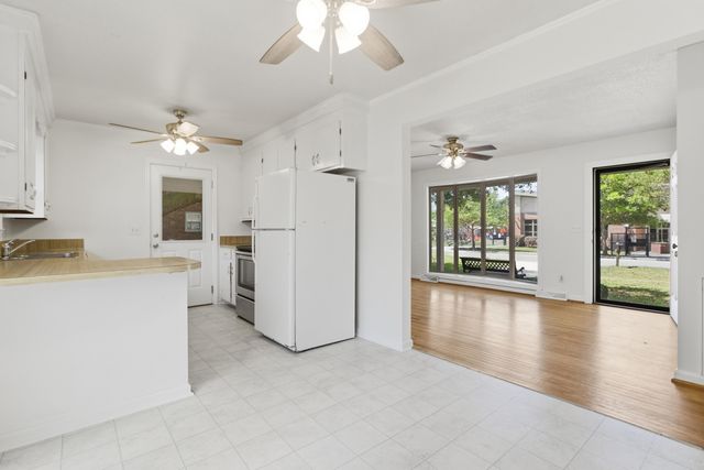 2754 Clover Street, Charleston, SC 29414