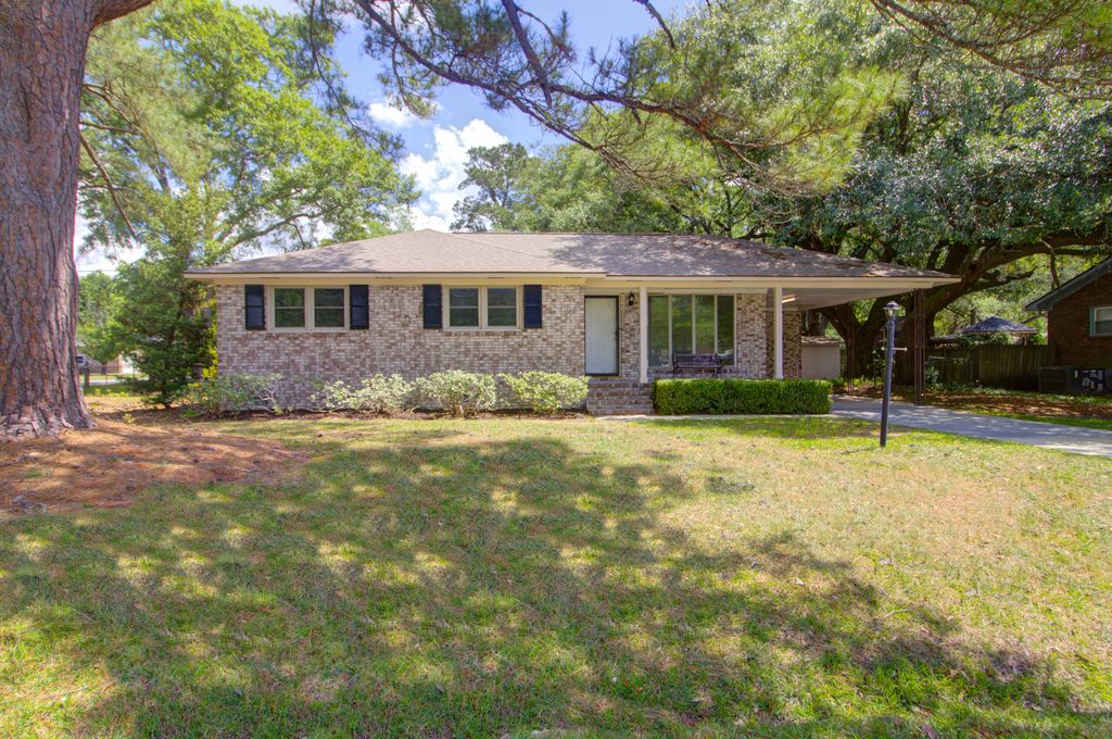2754 Clover Street, Charleston, SC 29414
