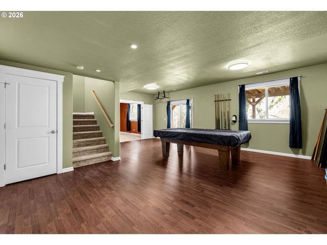 401 W 16TH St, La Center, WA 98629