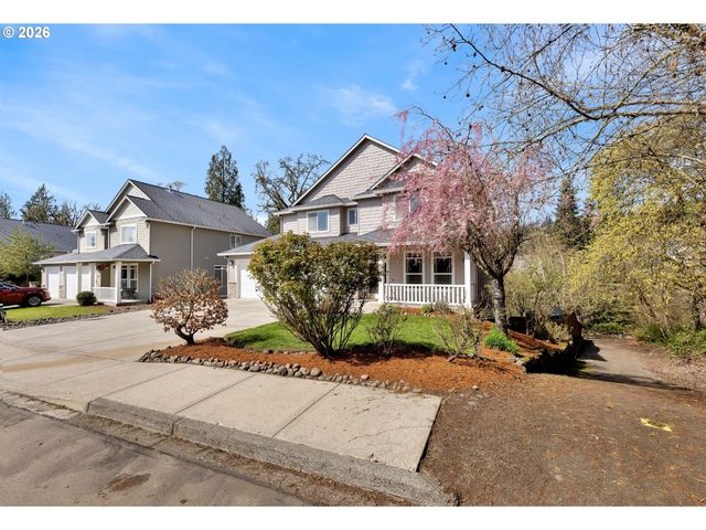 401 W 16TH St, La Center, WA 98629