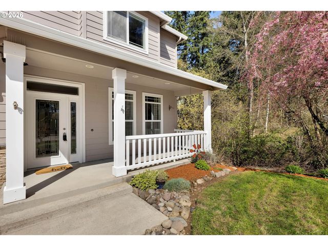 401 W 16TH St, La Center, WA 98629