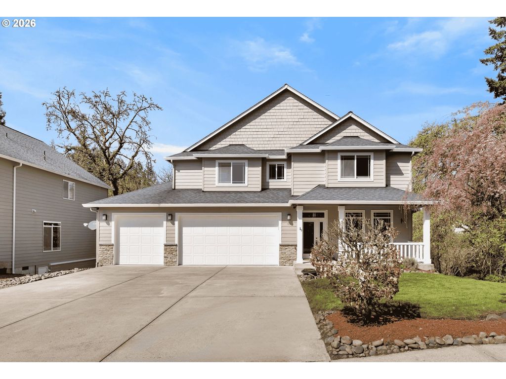 401 W 16TH St, La Center, WA 98629