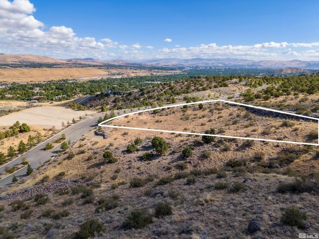 4895 Woodchuck Circle 16, Reno, NV 89519