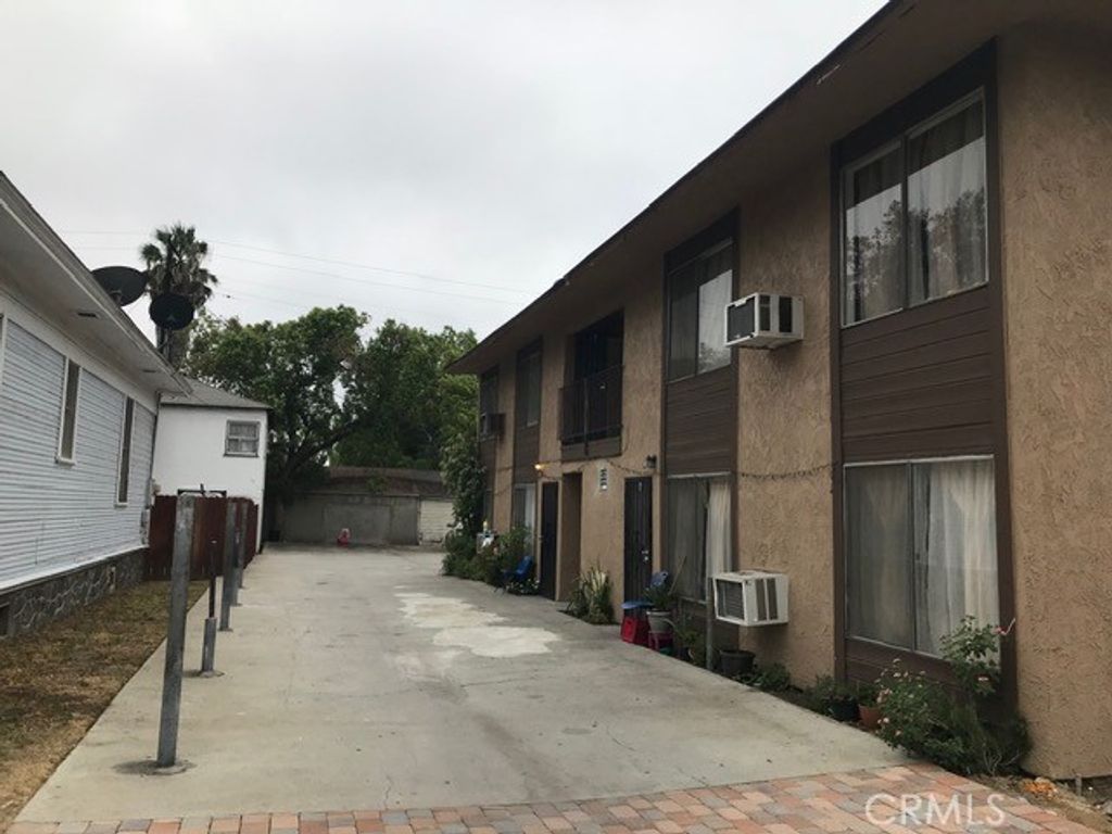 320 E Pearl, Pomona, CA 91767 — exterior