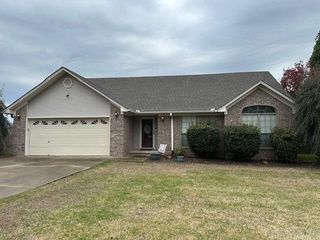 486 Pearlstone Drive, Lonoke, AR 72086