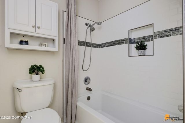 8221 Kip Court, Anchorage, AK 99507