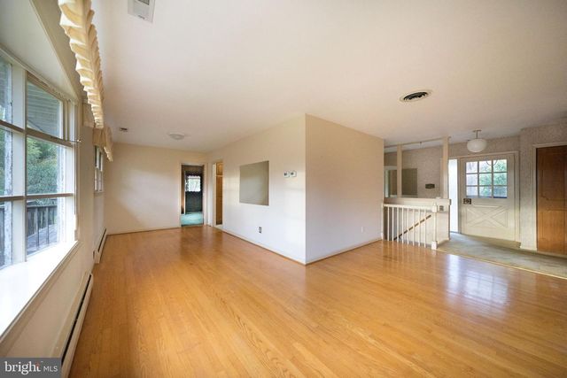 3901 LARGO RD, Upper Marlboro, MD 20772