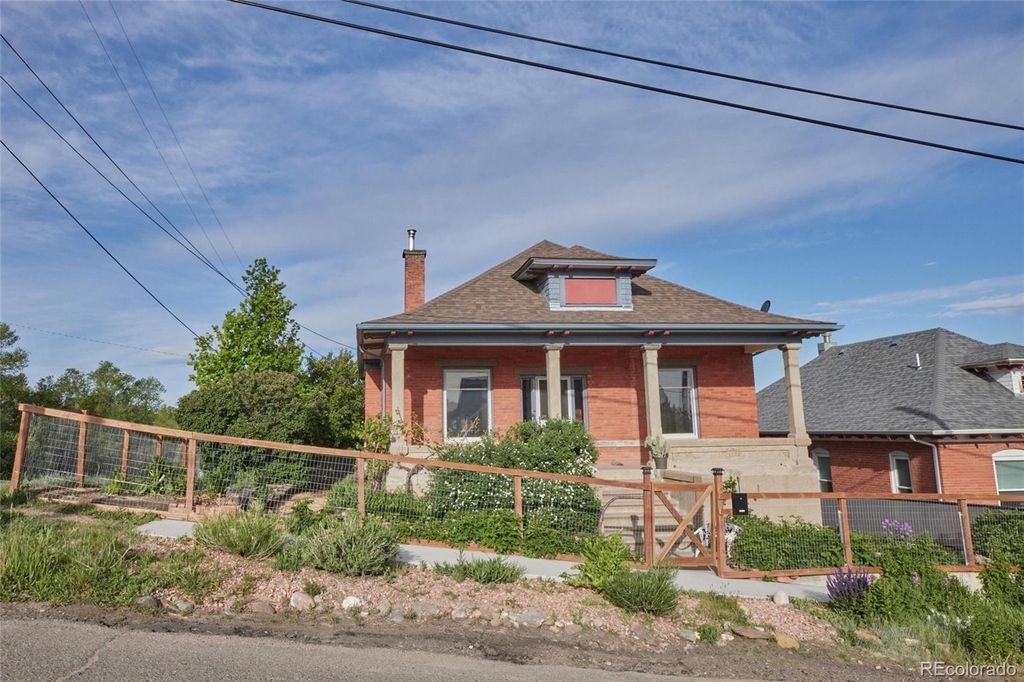 315 S Oak Street, Trinidad, CO 81082