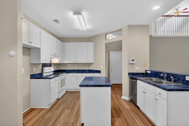 2149 Country Manor Drive, Mount Pleasant, SC 29466