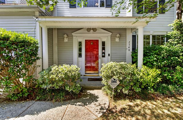 2149 Country Manor Drive, Mount Pleasant, SC 29466