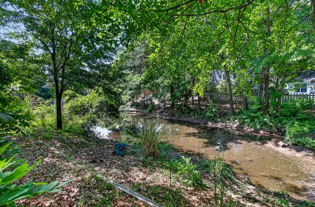 2149 Country Manor Drive, Mount Pleasant, SC 29466