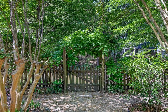 2149 Country Manor Drive, Mount Pleasant, SC 29466