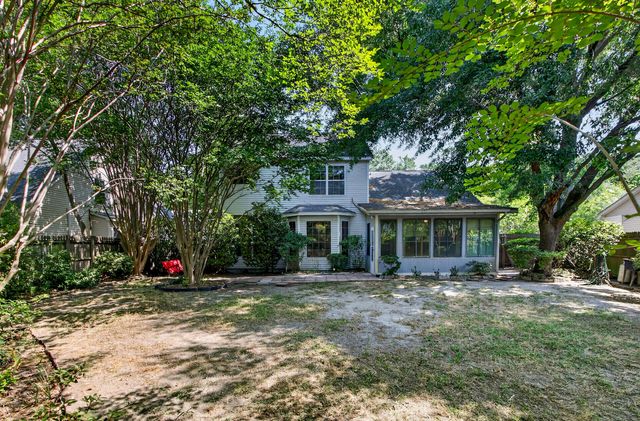 2149 Country Manor Drive, Mount Pleasant, SC 29466