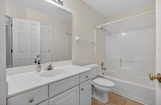 2149 Country Manor Drive, Mount Pleasant, SC 29466