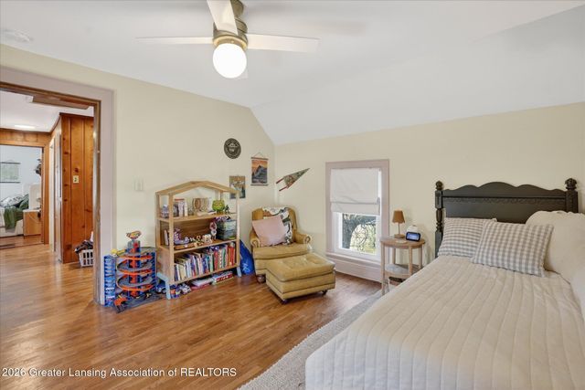 1447 E Saginaw Street, Lansing, MI 48915